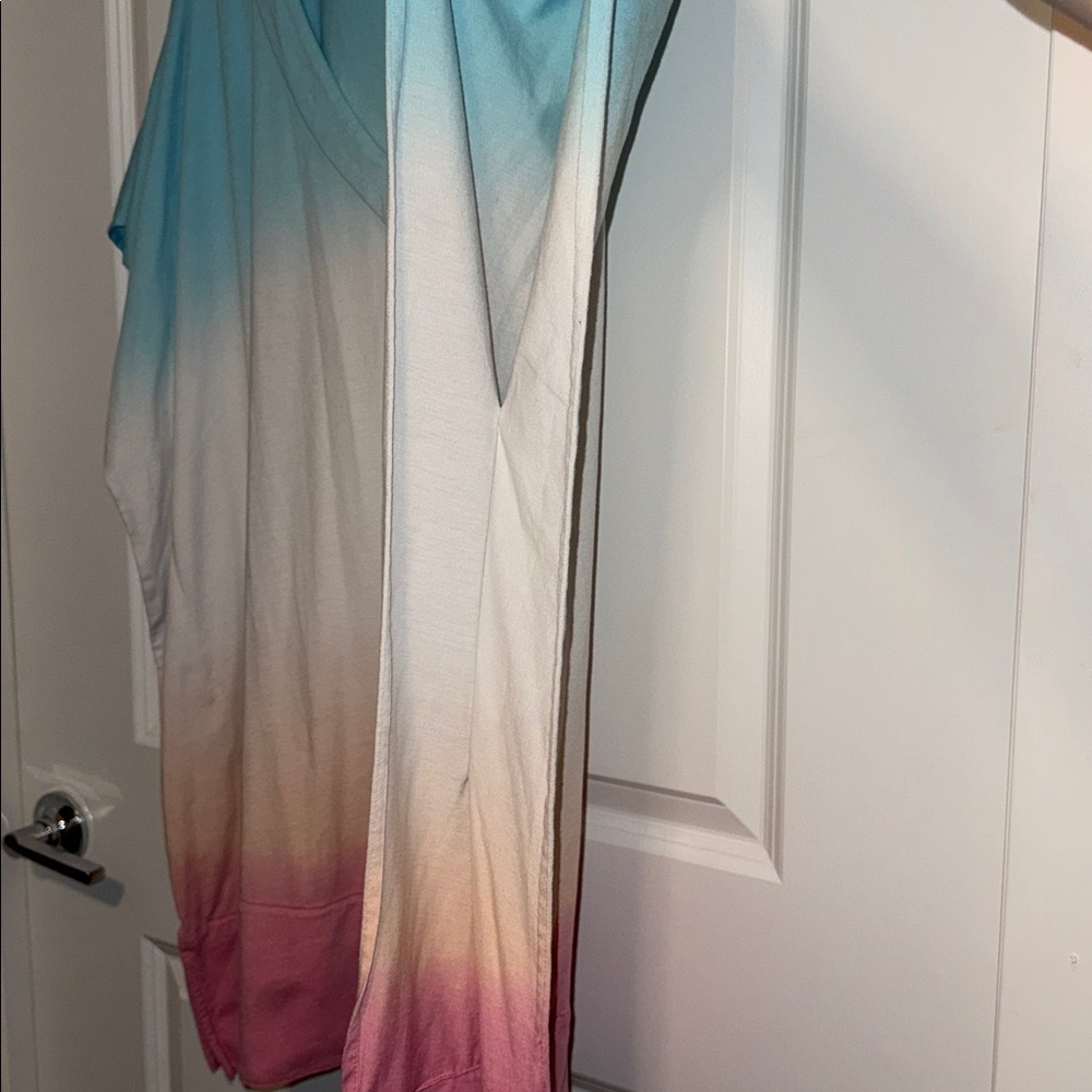 Ombre V-Neck Coverup Top - Picture 3 of 3
